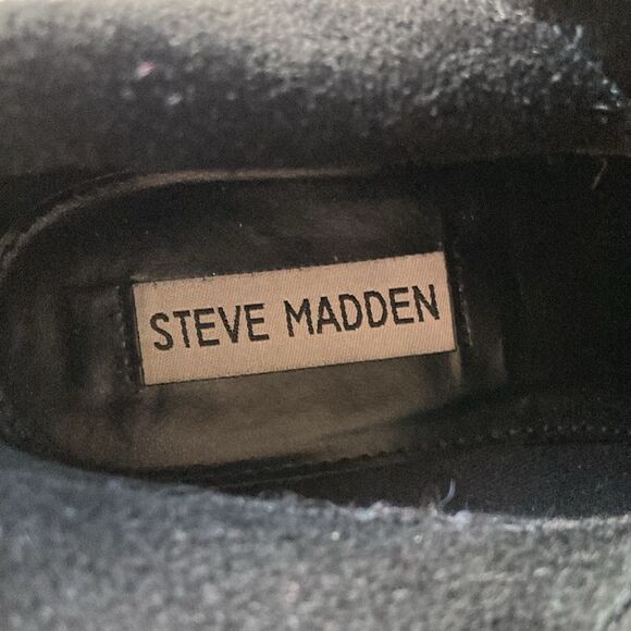 Steve Madden Black Suede Booties Size 7M Flaw - Picture 7 of 14